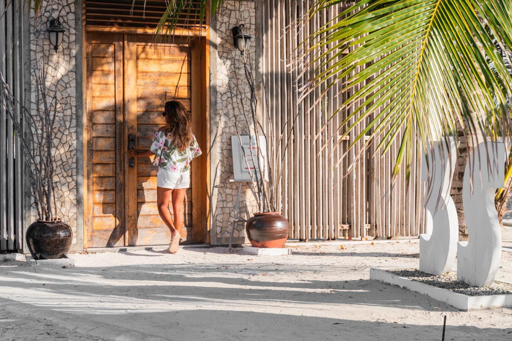 Wave Sound By 3S Maldives Hotel Addu City Exterior foto