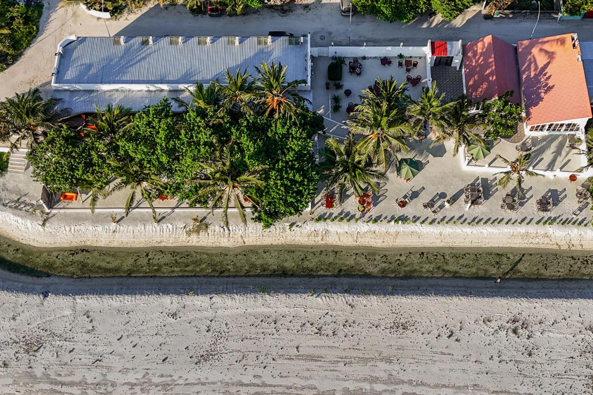 Wave Sound By 3S Maldives Hotel Addu City Exterior foto