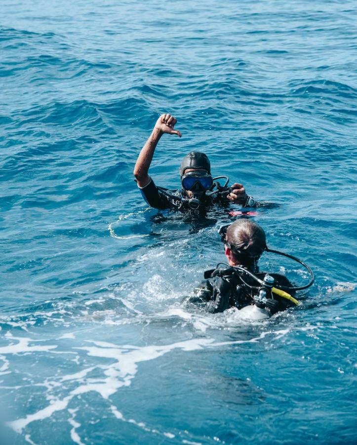 Wave Sound By 3S Maldives Hotel Addu City Exterior foto