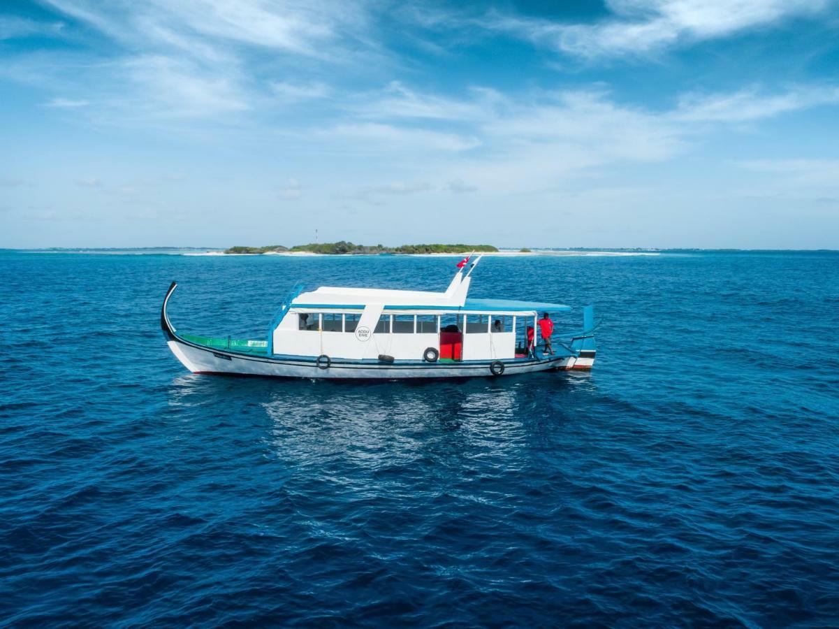 Wave Sound By 3S Maldives Hotel Addu City Exterior foto